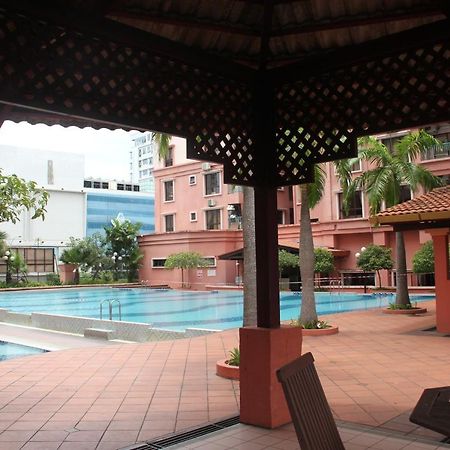 Marimari Marina Service Condo Kota Kinabalu Bagian luar foto