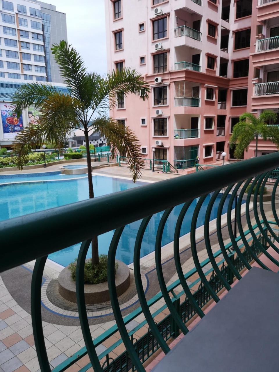 Marimari Marina Service Condo Kota Kinabalu Bagian luar foto