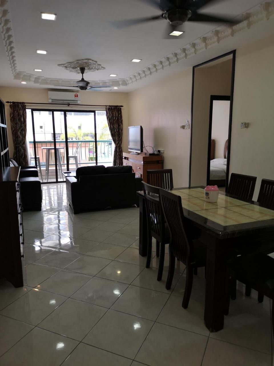 Marimari Marina Service Condo Kota Kinabalu Bagian luar foto