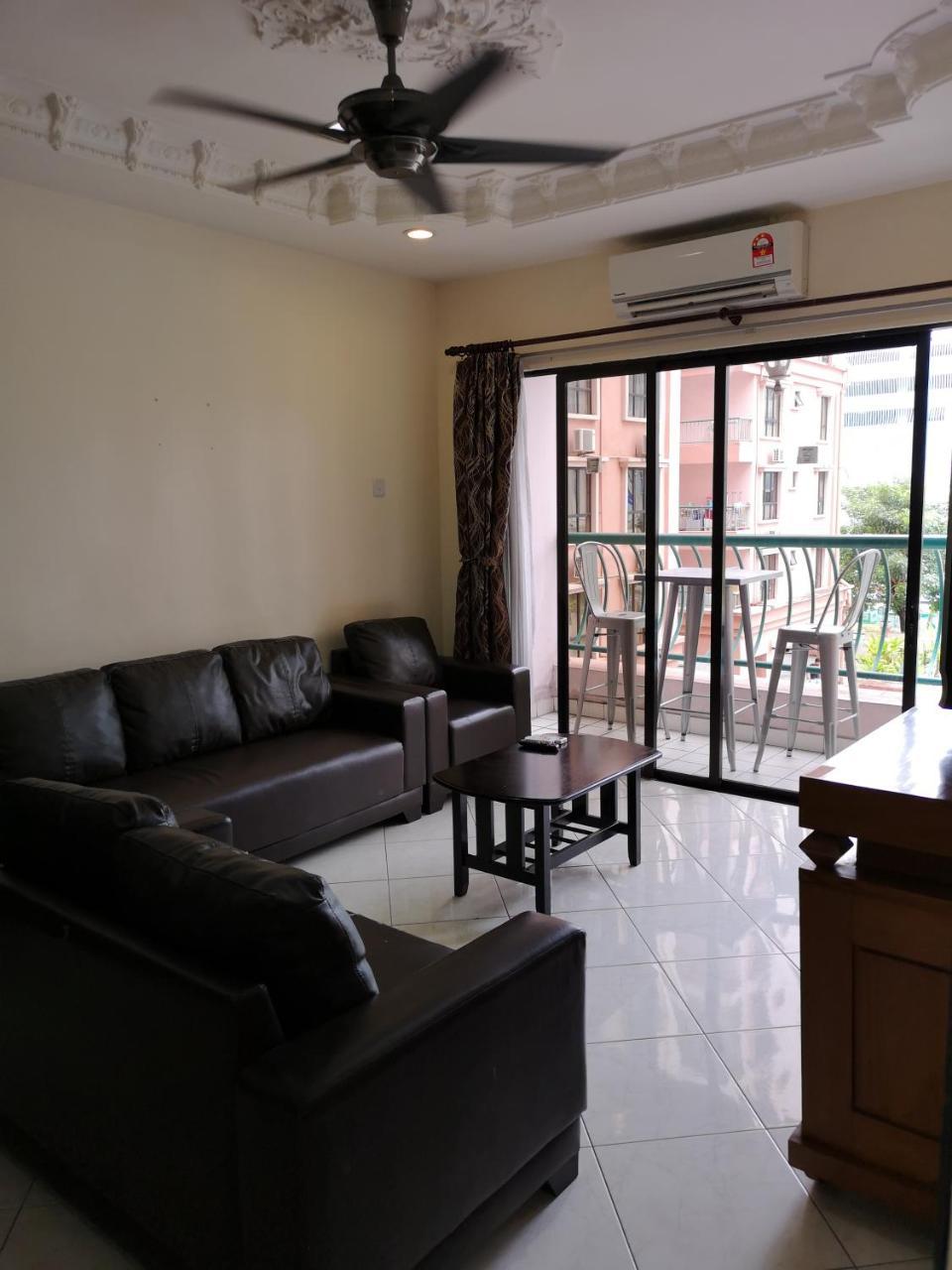 Marimari Marina Service Condo Kota Kinabalu Bagian luar foto