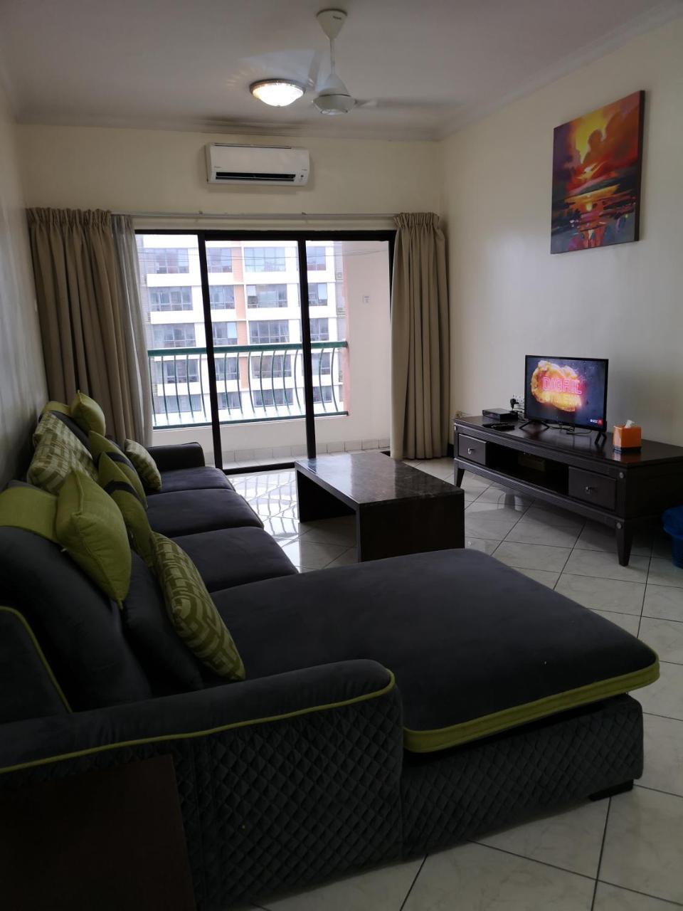 Marimari Marina Service Condo Kota Kinabalu Bagian luar foto